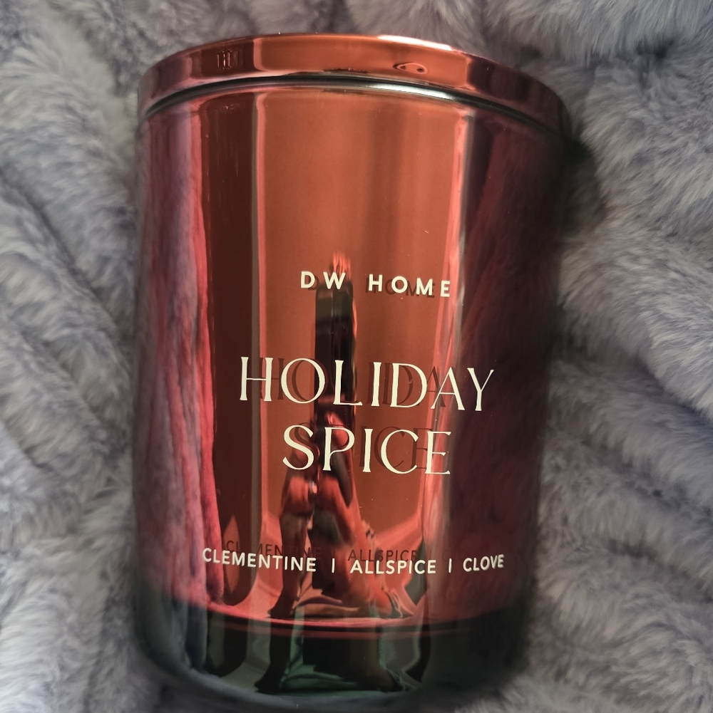 DW Home Holiday Spice Candle - 27.3 Ounces